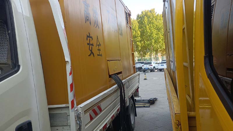 米林如何判断柴油发电机组和UPS电源的切换时间是否符合要求？