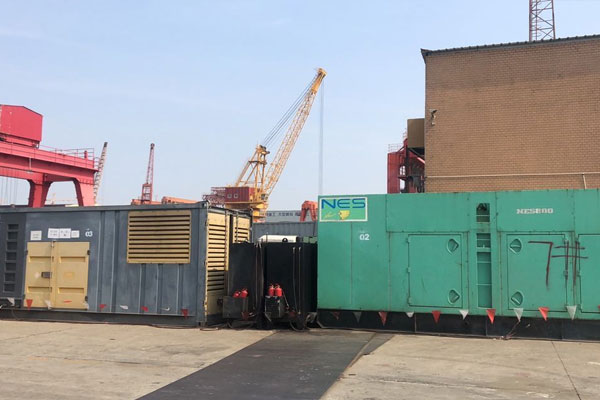 米林发电机出租空气滤清器的清洁频率是多少？